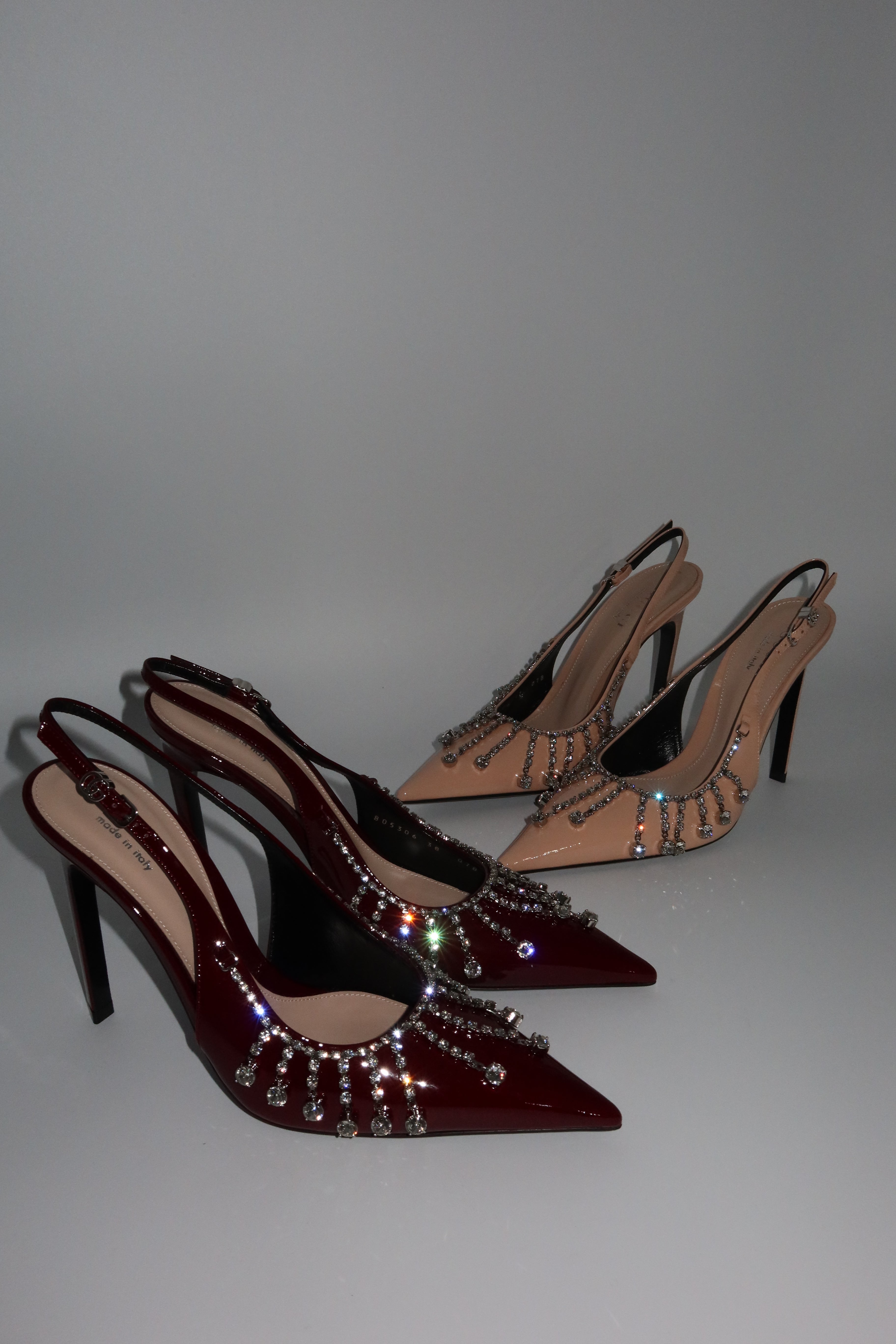 Gucci - Pump with crystal chain