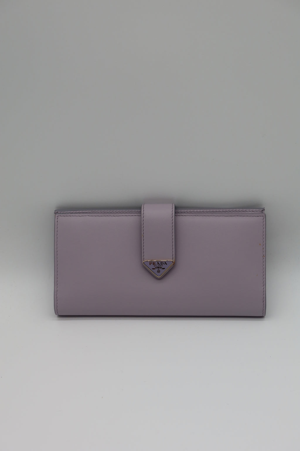 Prada - Wallet with clip