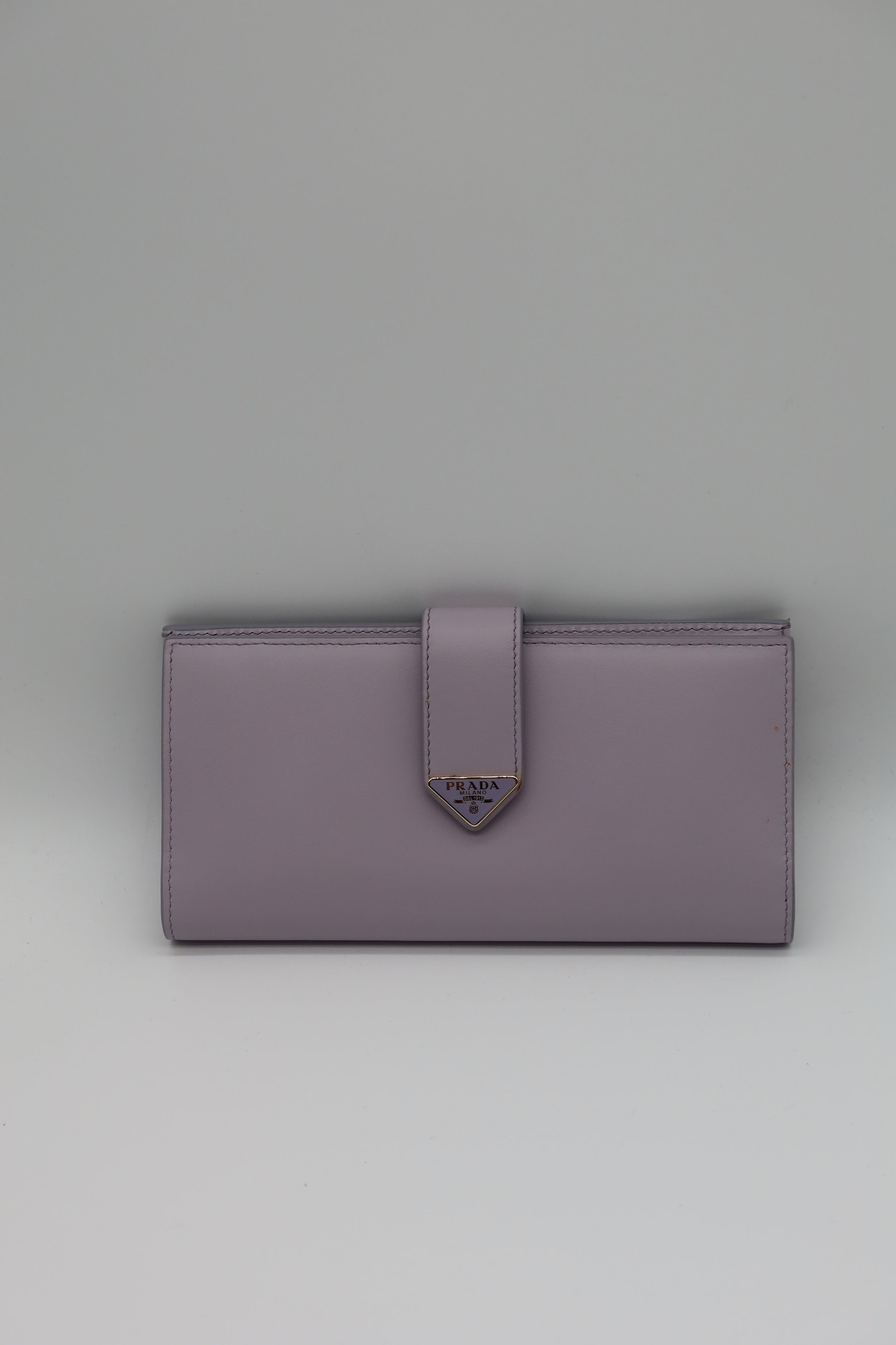 Prada - Wallet with clip