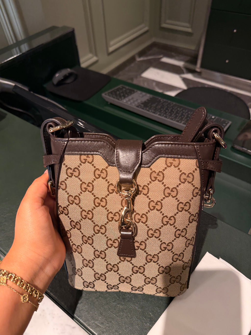 Gucci - Mini Bucket Shoulder Bag