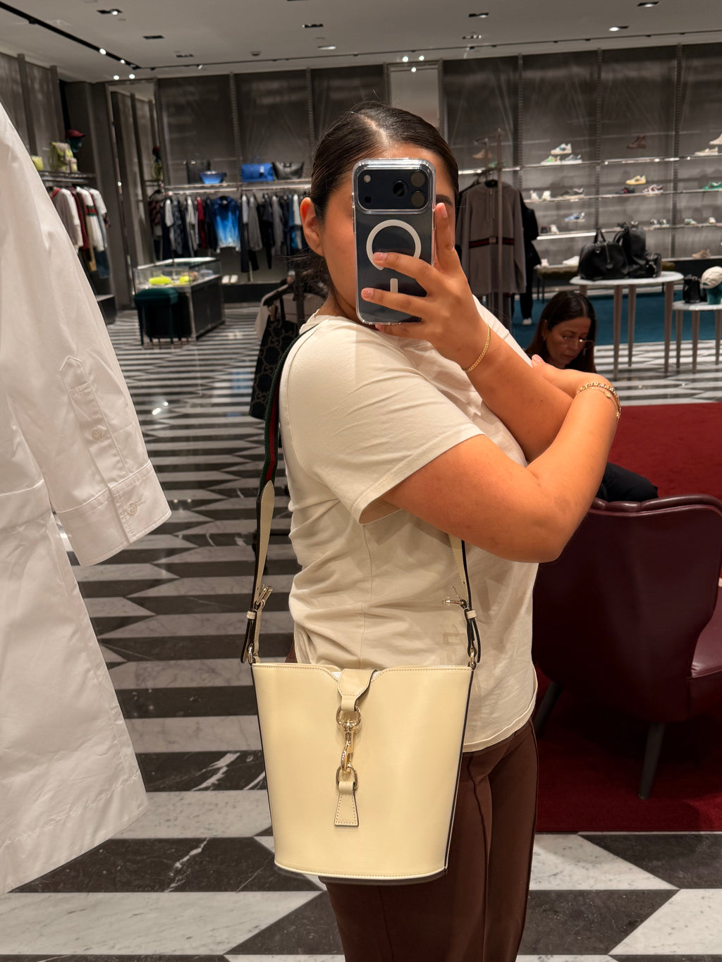 Gucci - Bucket Shoulder Bag