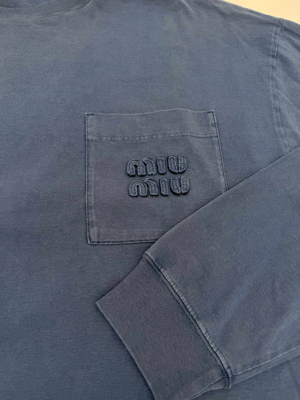 Playera Miu Miu Oversized