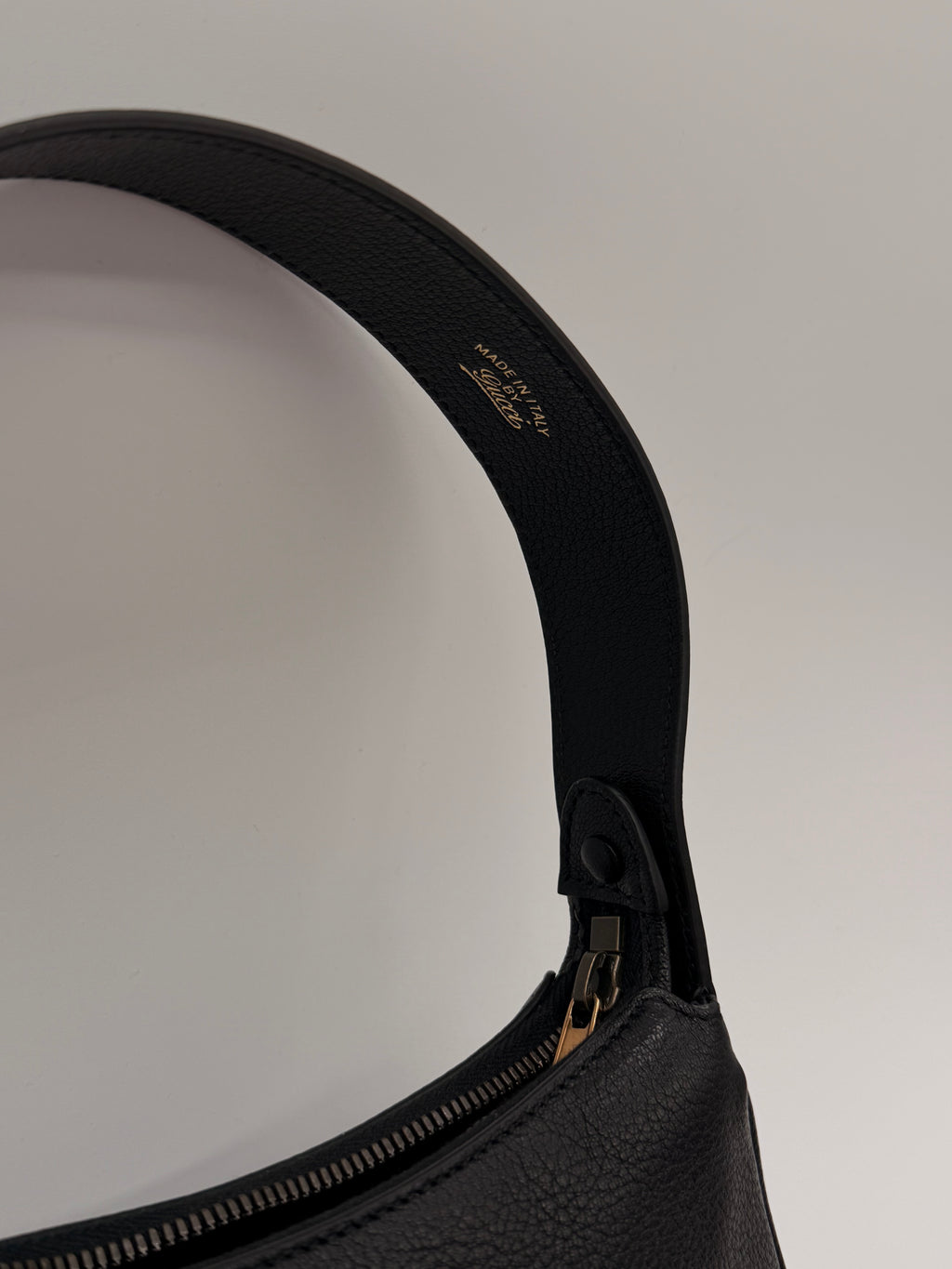 Gucci Aphrodite Leather Handbag